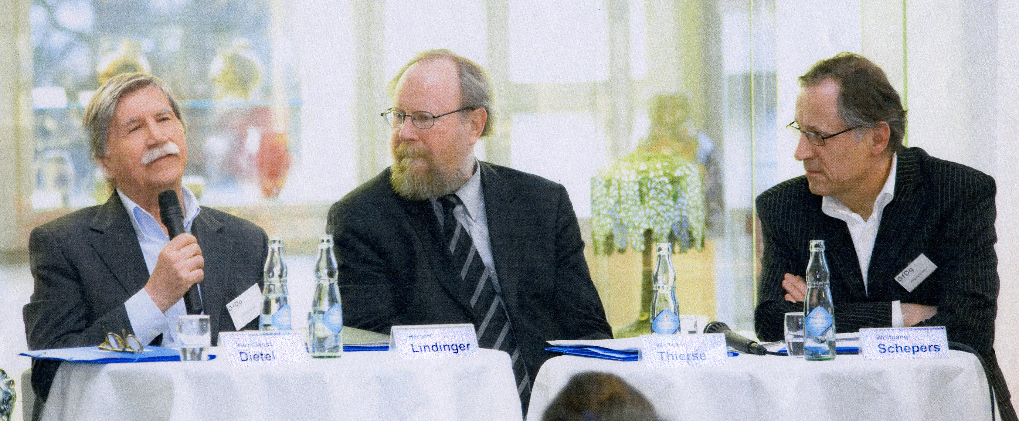 tl_files/Prof_Lindinger/Reden/scan539.jpg